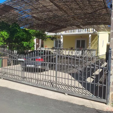 Apartment Livaja Zadar - 2 Db Zimmer, Parkplatz,Klima,Wifi Zára