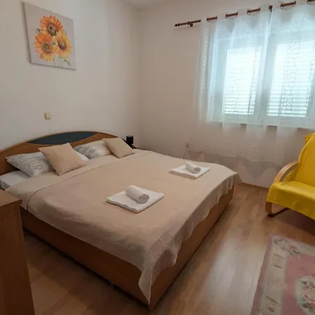 Livaja -easy Access 2db, Parking, Klima Apartmán Zadar