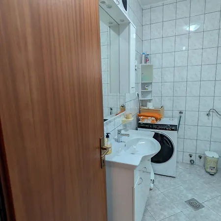 Livaja -easy Access 2db, Parking, Klima Apartmán Zadar