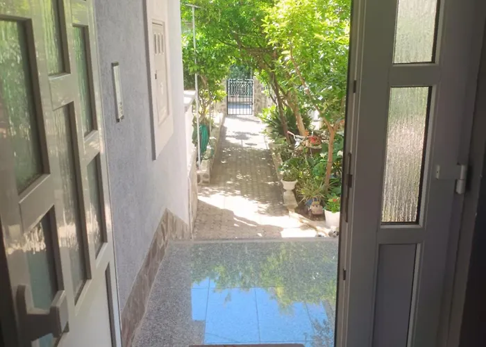 Livaja -easy Access 2db, Parking, Klima Apartamento